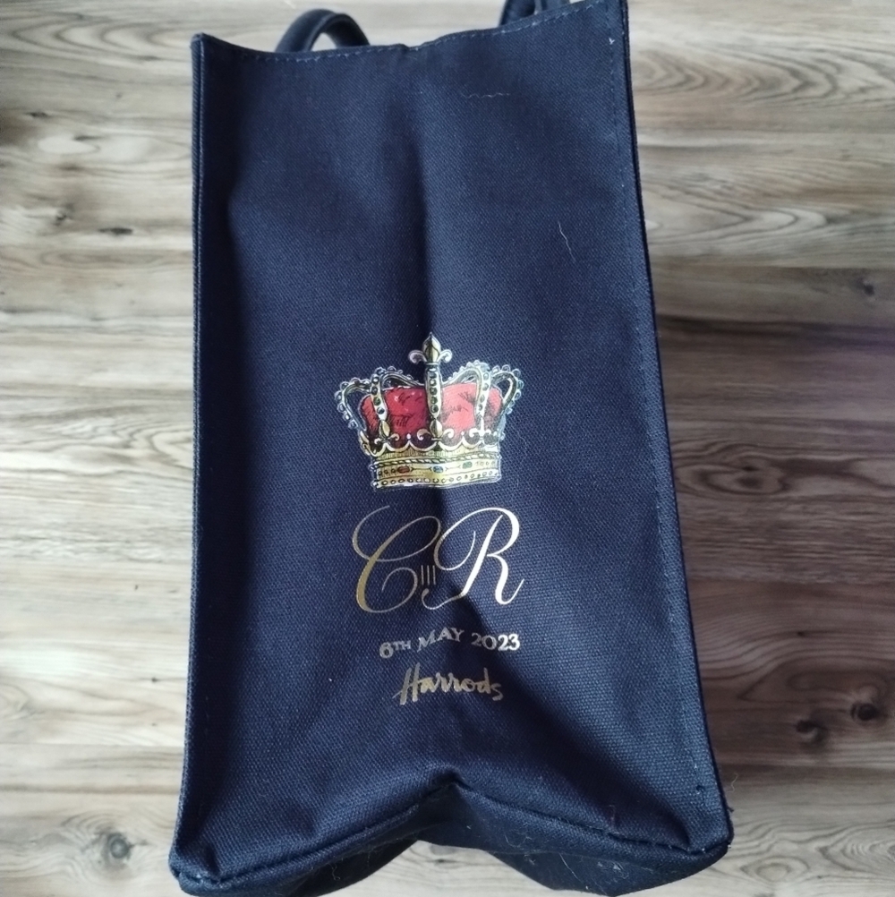 Harrods King Charles Iii Coronation Tote Bag Purse View 4